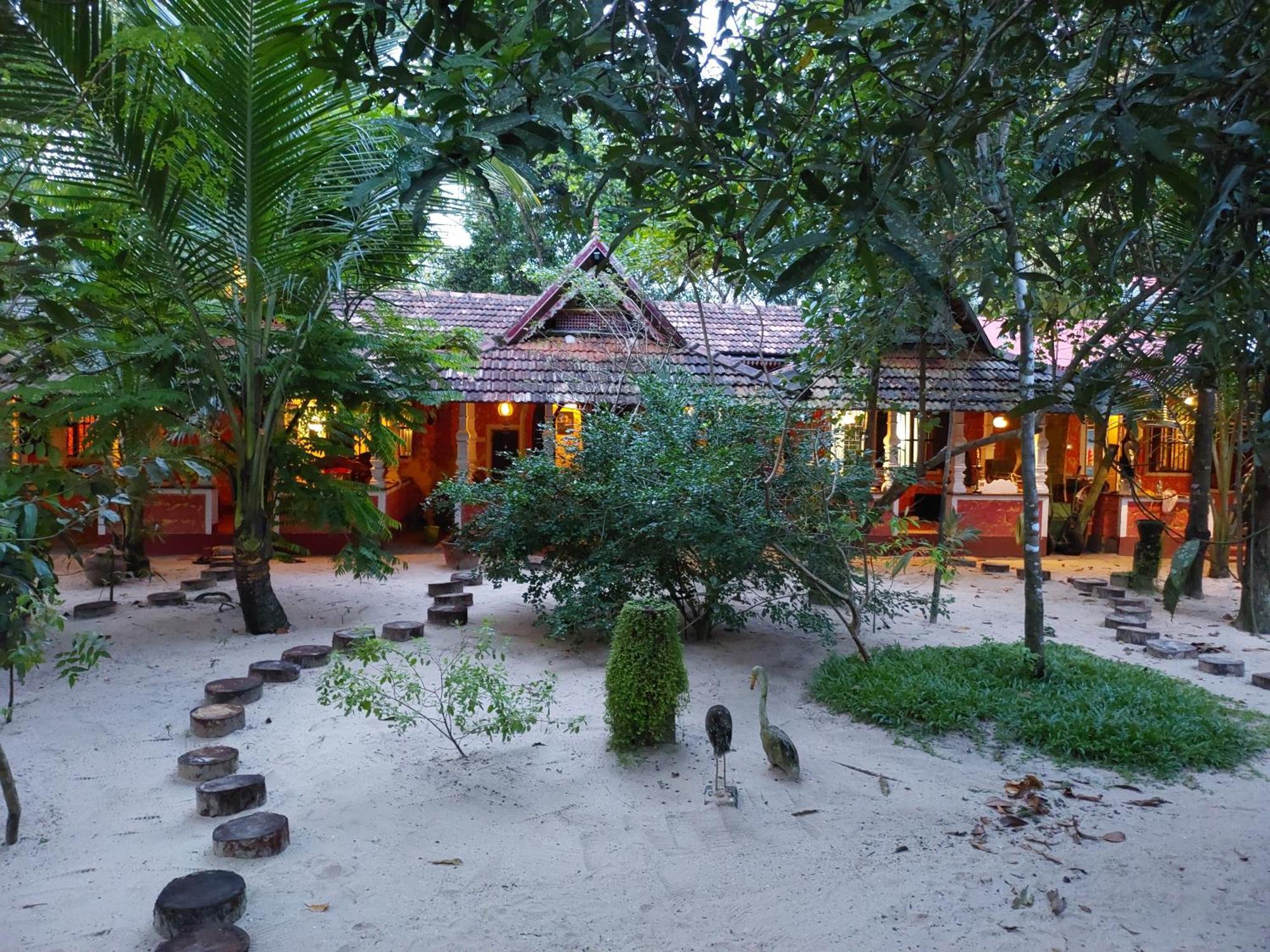 Abba Marari Beach Villas & Homestay Mararikulam Alappuzha Exterior foto