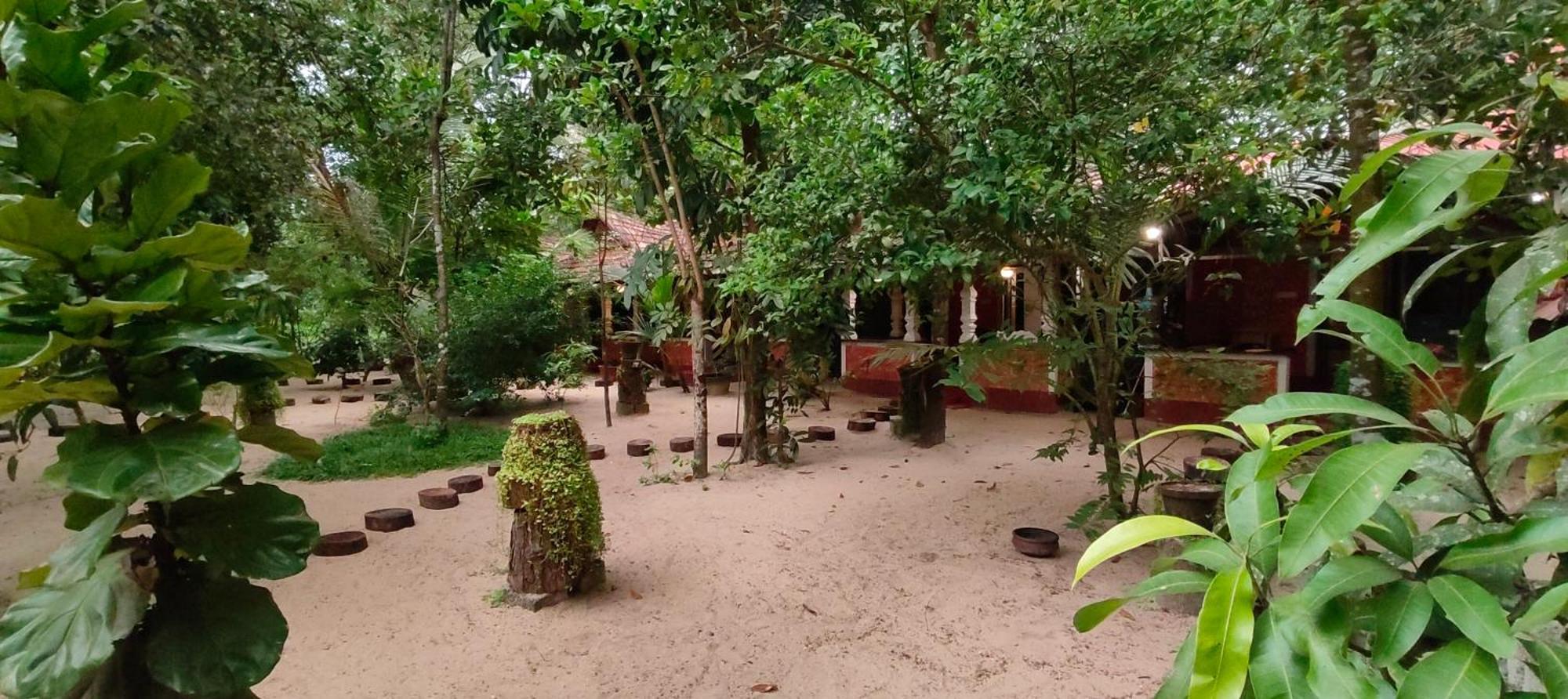 Abba Marari Beach Villas & Homestay Mararikulam Alappuzha Exterior foto
